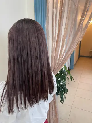 ロング カラー 吉田 真尋のヘアスタイル
