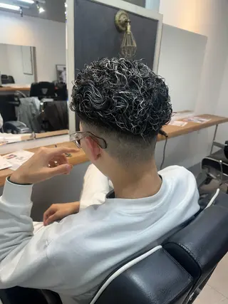 カラー パーマ メンズ 🇺🇸大宮パーマ 波巻き/ツイスパのヘアスタイル