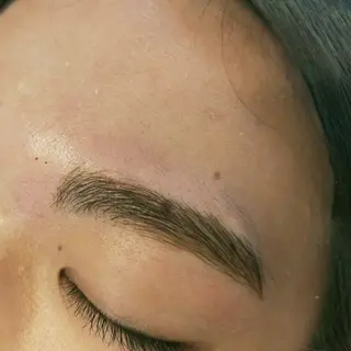 アイブロウ 眉毛サロン eyeroomEの眉毛・アイブロウイメージ