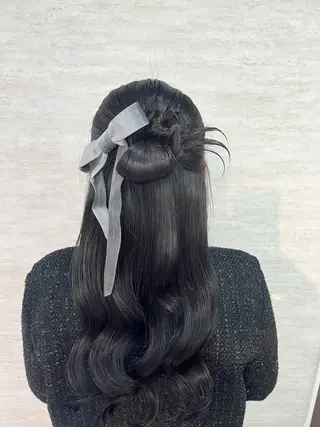 ロング 🩶艶感ハイトーン/ 池袋/mei🩶のヘアスタイル