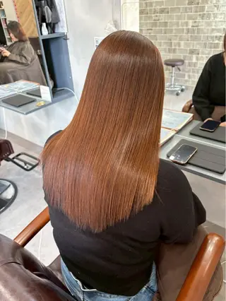 カラー yuasa rinaのヘアスタイル