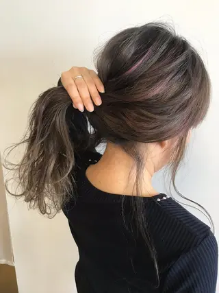 セミロング カラー デザインカラー🌈 高木リョウのヘアスタイル