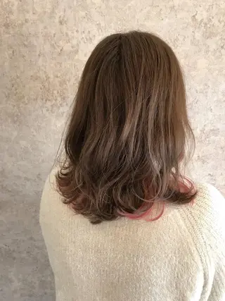 ミディアム カラー パーマ レイヤーカット 早崎太生のヘアスタイル