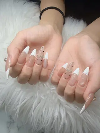 ネイル Lee Nailsのネイルデザイン