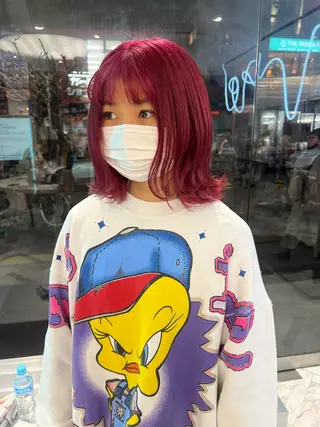 ミディアム カラー パーマ ヘアアレンジ キッズ ネイル mana 暖色カラーカットのヘアスタイル