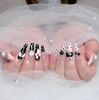 ネイル Eli Nails 新宿のネイルデザイン