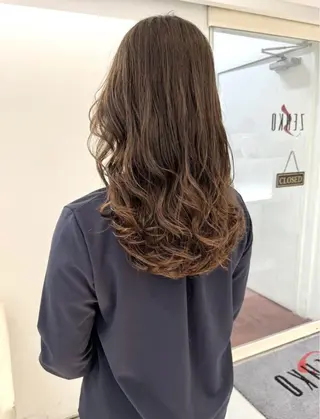 ロング 馬場 こなみのヘアスタイル
