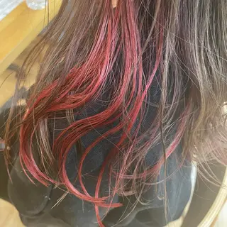 ロング 河口 友里のヘアスタイル