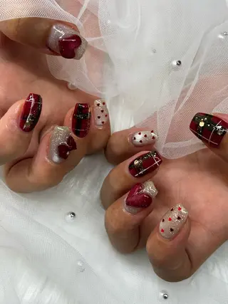 ネイル Feliz 楽しいネイルサロンのネイルデザイン