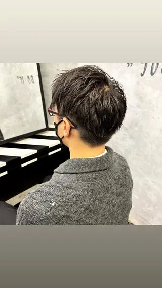 メンズ 縮毛矯正・髪質改善 特化 出納 直起のヘアスタイル