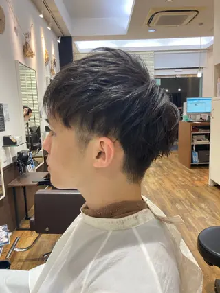 ショート メンズ 透明感カラー 板橋　島村美咲のヘアスタイル