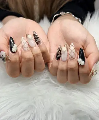 ロング カラー Bling Salonのネイルデザイン