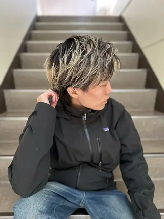 ショート カラー パーマ メンズ 髪質改善デザイナー &mirai ryoのヘアスタイル