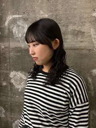 ミディアム 森住 優香のヘアスタイル