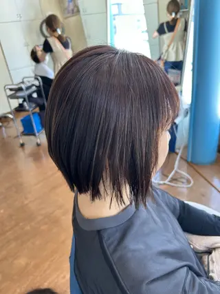 ショート カラー 武井 哉子のヘアスタイル