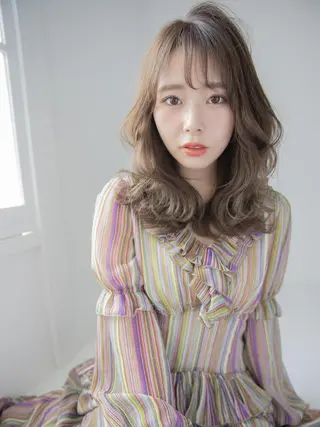 ロング カラー オリーブ南森町✨️ 畑中のヘアスタイル