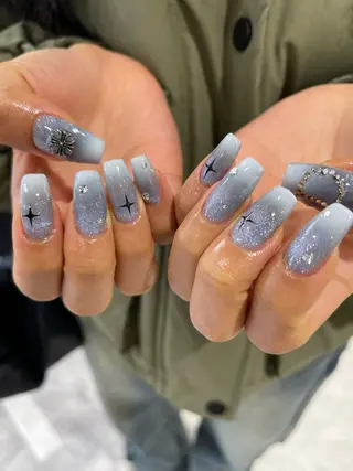 ネイル ユナ🌙 nailのネイルデザイン