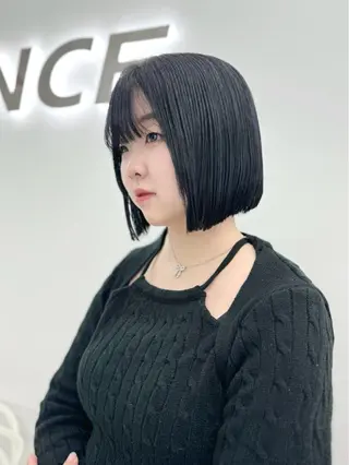 ショート カラー ヘアアレンジ 縮毛矯正🤍 盛れるボブ/ひかりのヘアスタイル