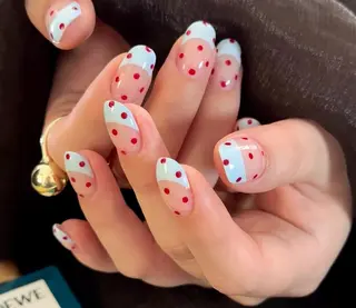 ネイル Pure&Rich Nailのネイルデザイン