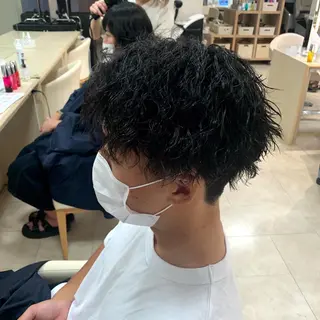 ショート パーマ メンズ 湘南/メンズパーマ/ ハイライト/ユチカのヘアスタイル