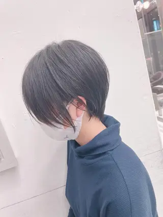 ショート 野々村 麻由のヘアスタイル