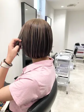 ショート カラー スキバサミを使わない カット🌼唯🌼のヘアスタイル