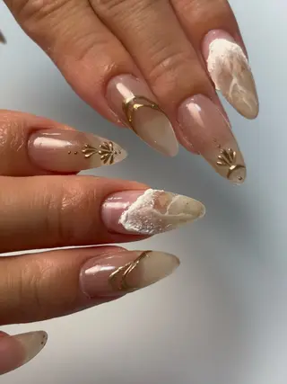 ネイル 🦋🤍 madoka🤍のネイルデザイン