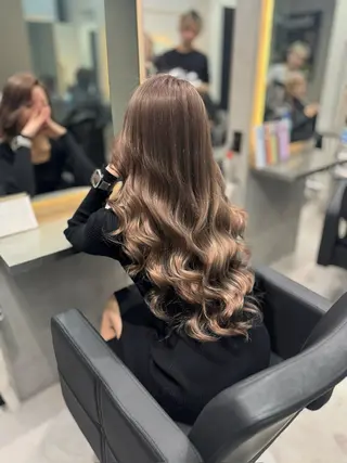 ロング カラー ギャルの女神/ Shionのヘアスタイル