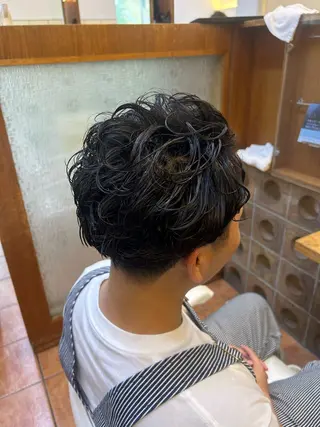ショート パーマ メンズ TUM🔥フェード/ メンズパーマのヘアスタイル