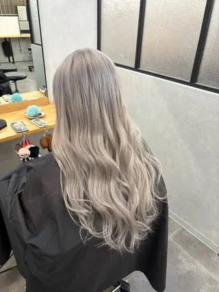 ロング 🌟心斎橋レイヤー 艶ハイトーン/ウルフのその他イメージ