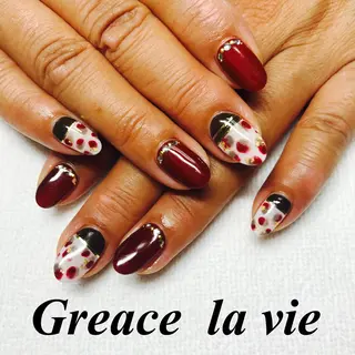 ミディアム カラー パーマ ヘアアレンジ ネイル マツエク・マツパ Greace  la vieのネイルデザイン