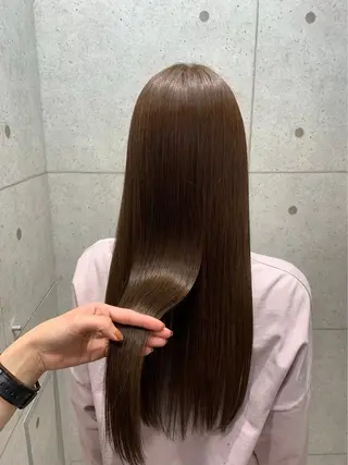ロング かがみ/メンテナンス カット無料のヘアスタイル