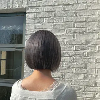 ショート カラー 久田 知奈梨のヘアスタイル