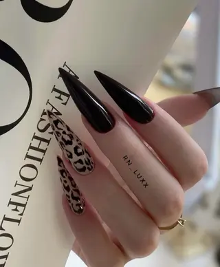 ネイル 長さ出し専門店 RIRIのネイルデザイン