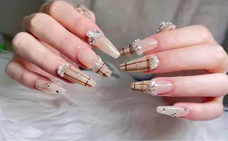 ネイル NIE MoMoのネイルデザイン