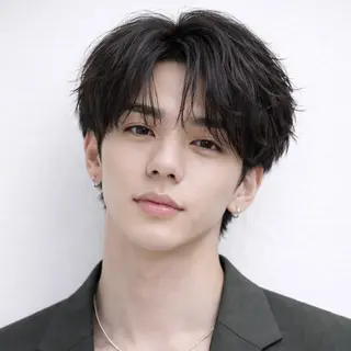 メンズ シャドウ/フェザー ニュアンスヘアメンズのヘアスタイル