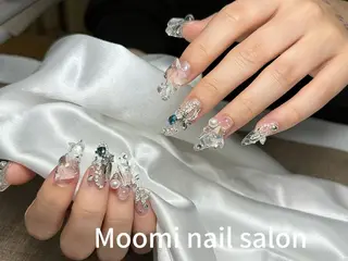 セミロング Moomi nail salonのネイルデザイン