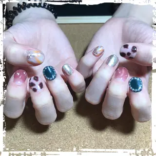 ネイル ECLAT エクラ所属・寺山 千鶴のネイルデザイン