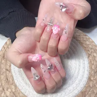 ネイル Maggie Nail🦩のネイルデザイン
