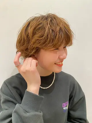 ショート パーマ 🌻おおとみはな/ レイヤー/Wカラ🌻のヘアスタイル