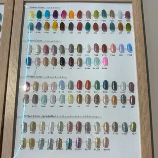 ネイル yui TRIOSのネイルデザイン