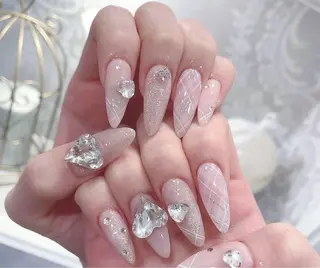 ネイル Lee Nails チップ長さだし専門店のネイルデザイン