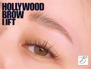 アイブロウ murakami Kiyomiのネイルデザイン