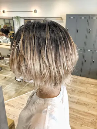 ショート カラー 土谷 敦郎のヘアスタイル