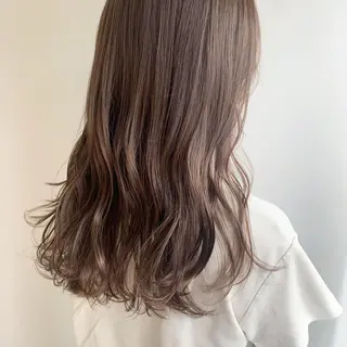 カラー 山口 莉奈のヘアスタイル