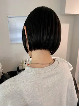 ショート natsune /レイヤーカットのヘアスタイル