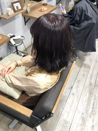 ミディアム カラー ヘアアレンジ 顔周りカット・相談 レイヤーも◎しずくのヘアスタイル