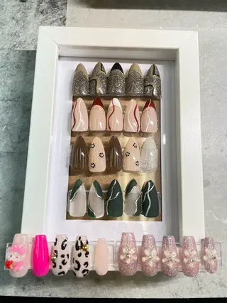 ネイル ハイビスカス ネイルサロンのネイルデザイン