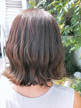 ミディアム 山住 彩奈のヘアスタイル