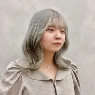 セミロング カラー 髪質改善⌇透明感 カラー⌇川上葵のヘアスタイル